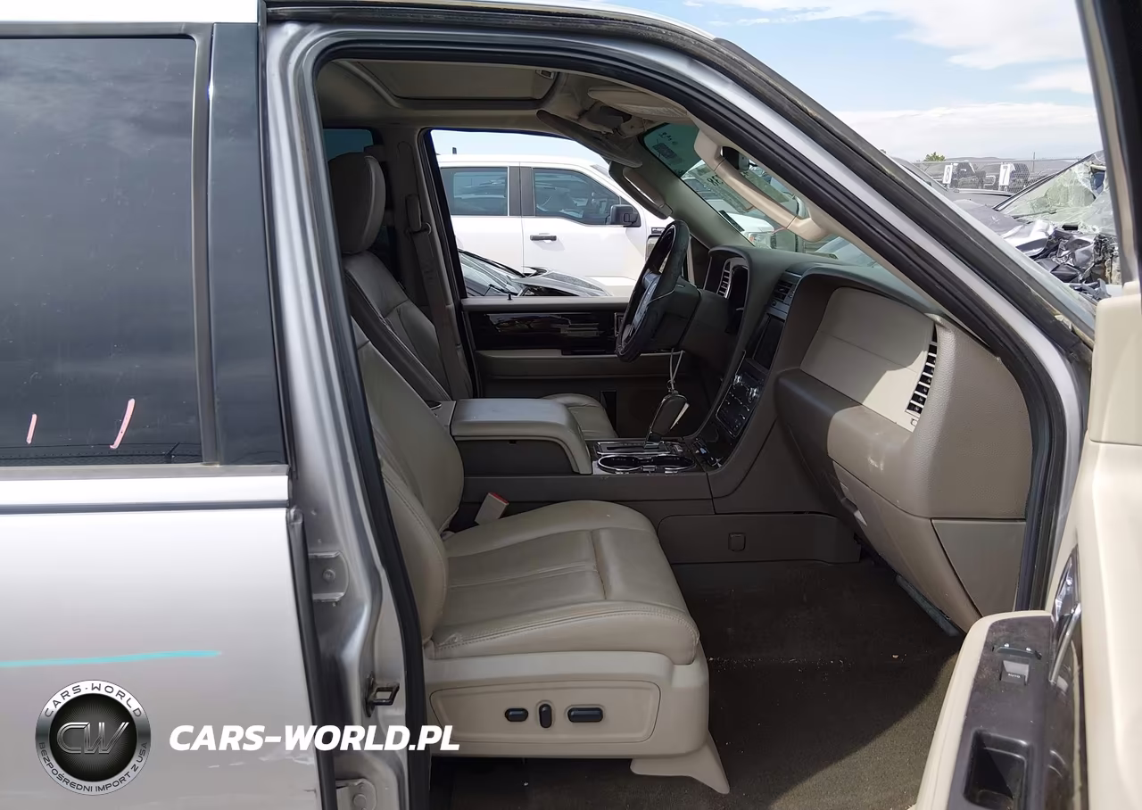 2015 Lincoln Navigator VIN:5LMJJ2JTXFEJ15215 - 5