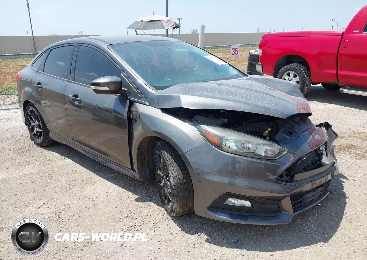 2015 Ford Focus Se – zdjęcie 1 z 11
