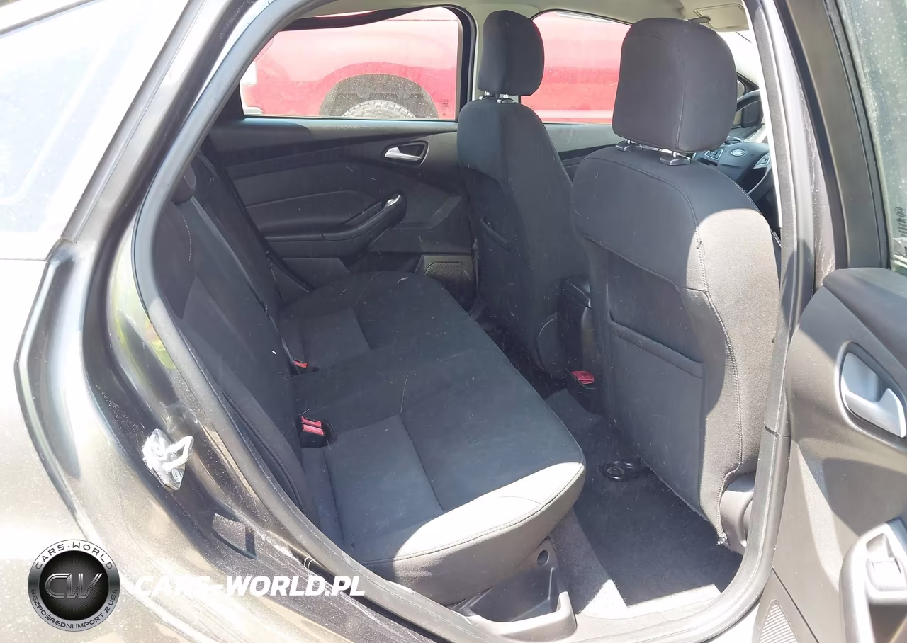 2015 Ford Focus Se VIN:1FADP3F21FL313482 - 8