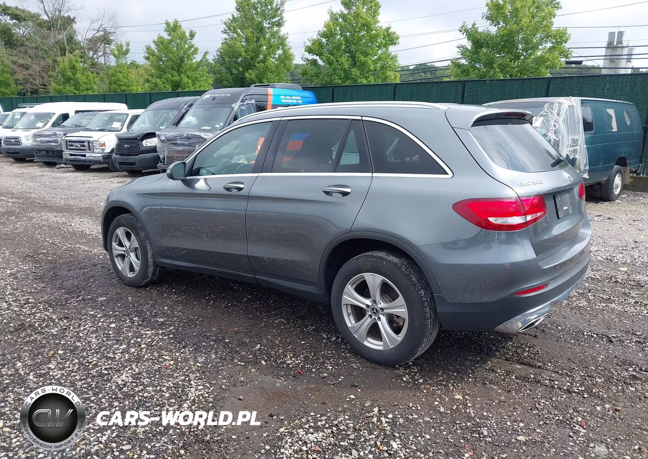 2017 Mercedes-Benz Glc 300 4Matic VIN:WDC0G4KBXHV007211 - 3