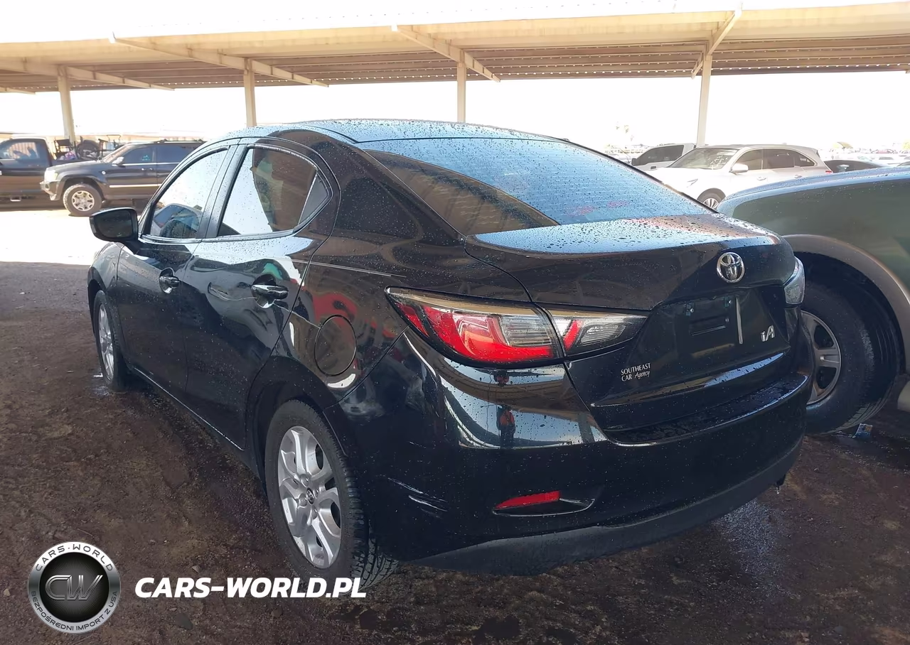 2018 Toyota Yaris Ia VIN:3MYDLBYV1JY333160 - 3