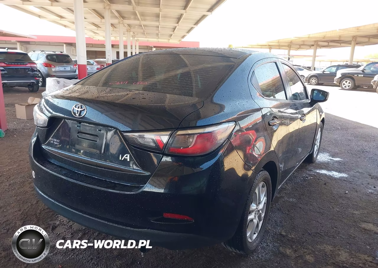 2018 Toyota Yaris Ia VIN:3MYDLBYV1JY333160 - 4