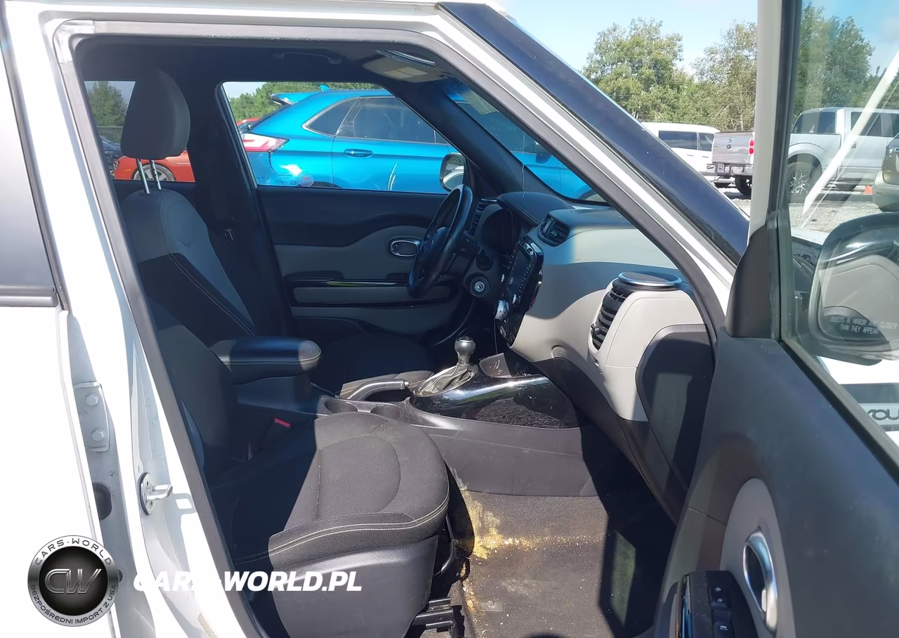 2014 Kia Soul + VIN:KNDJP3A55E7049687 - 5