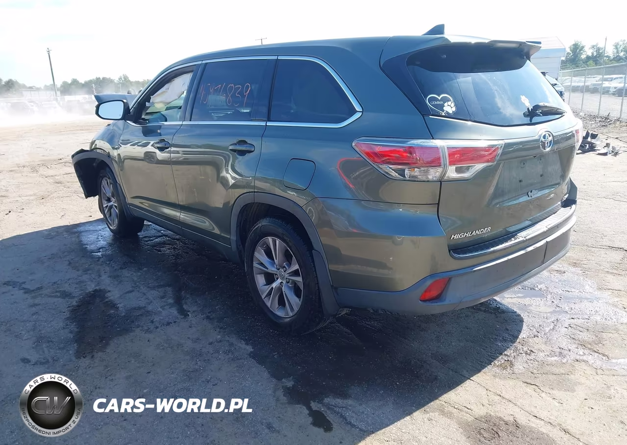 2015 Toyota Highlander Le Plus V6 VIN:5TDBKRFH3FS099410 - 3