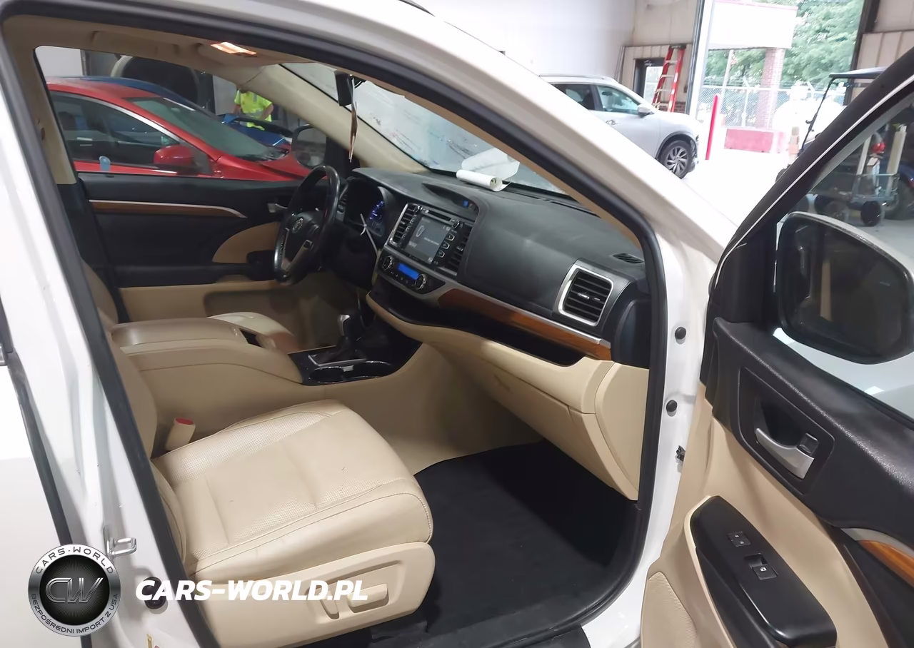 2018 Toyota Highlander Limited VIN:5TDDZRFH4JS807211 - 5