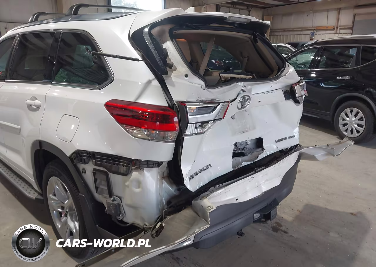 2018 Toyota Highlander Limited VIN:5TDDZRFH4JS807211 - 6