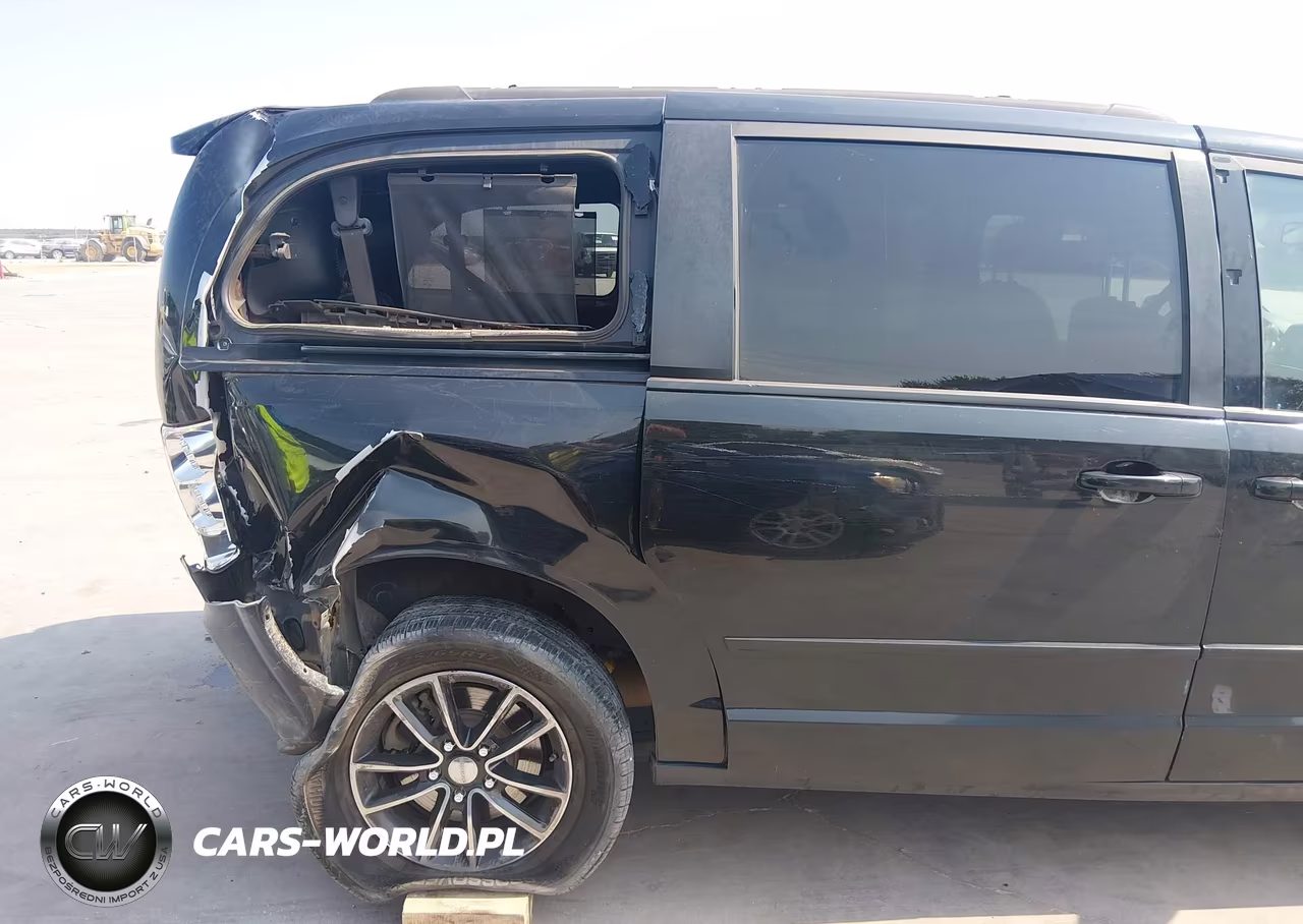 2017 Dodge Grand Caravan Gt VIN:2C4RDGEG3HR779518 - 17