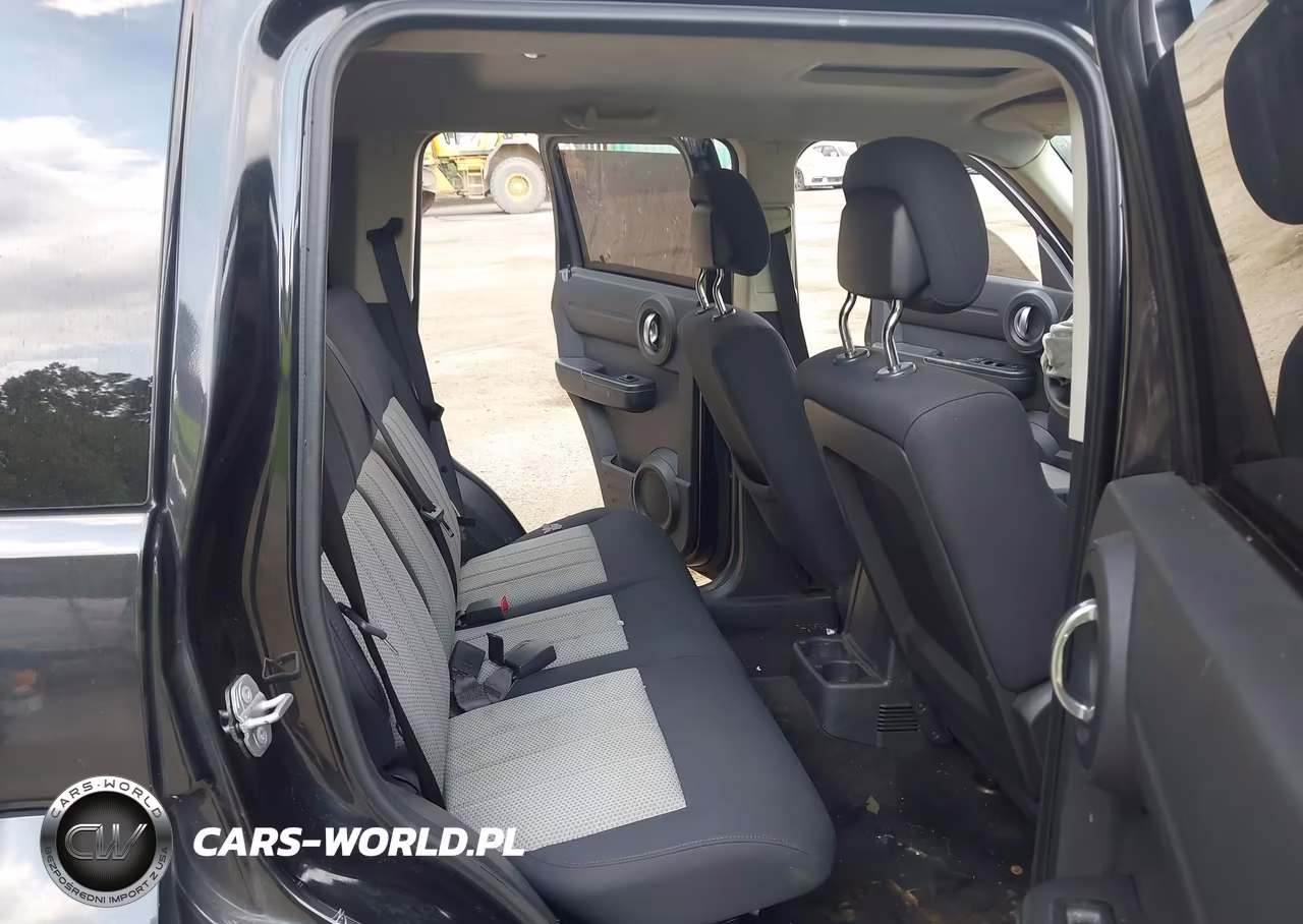 2010 Dodge Nitro Se VIN:1D4PU2GK3AW141717 - 8