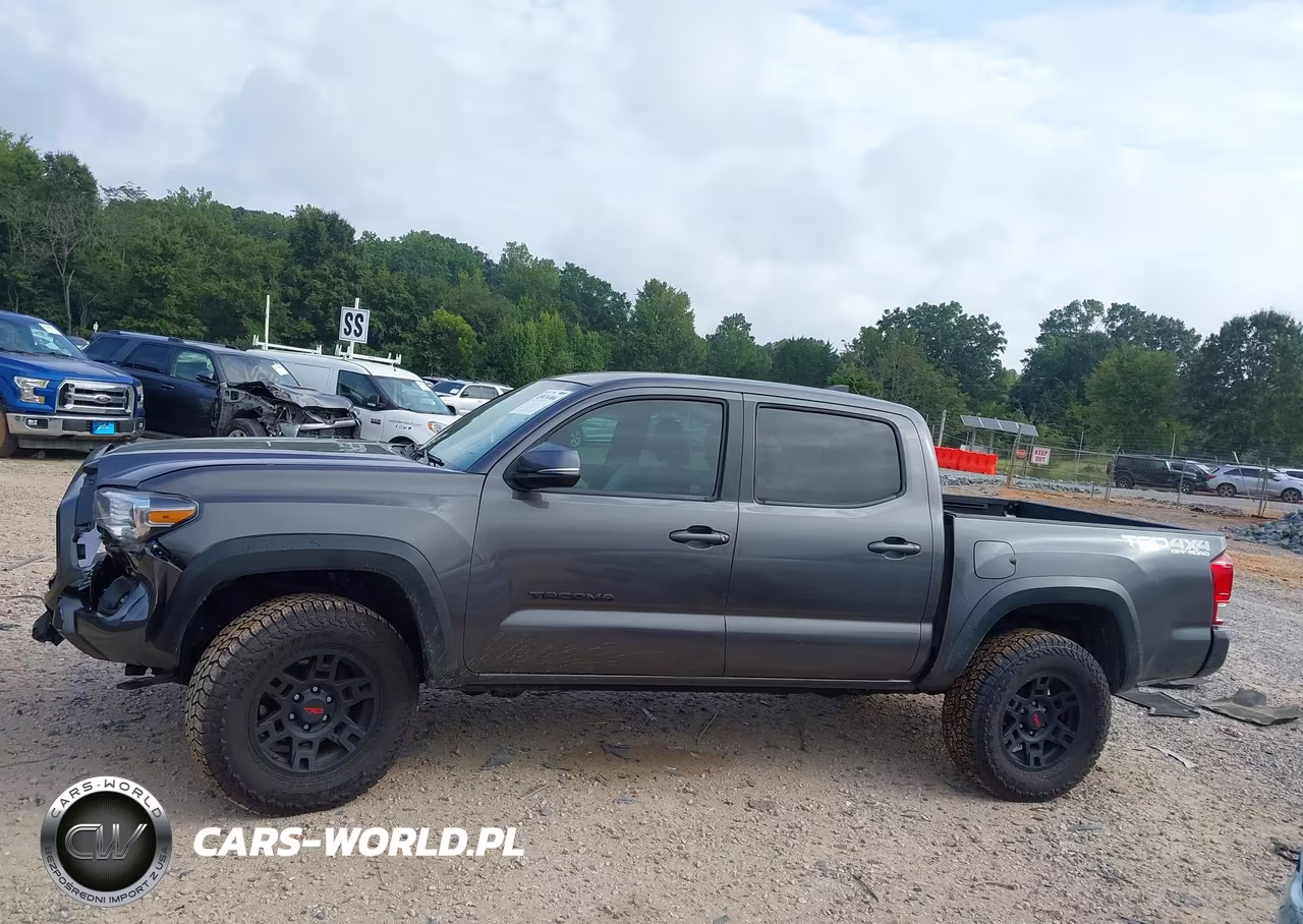 2017 Toyota Tacoma Trd Off Road VIN:5TFCZ5AN2HX091849 - 14