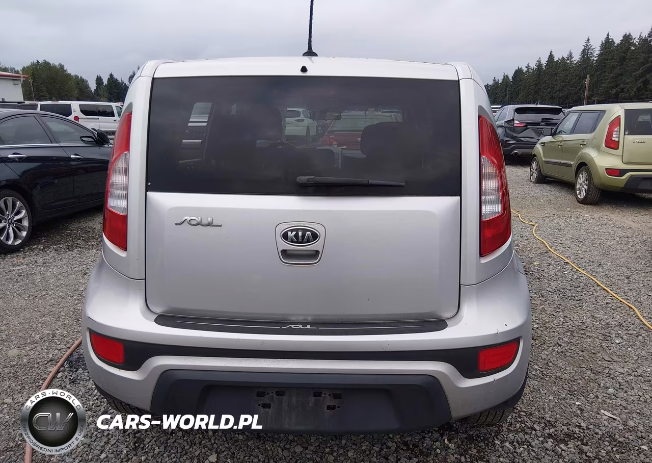 2012 Kia Soul + VIN:KNDJT2A63C7445287 - 17