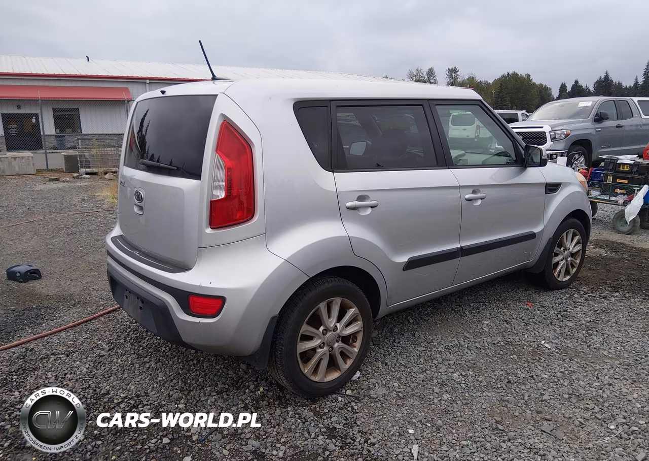 2012 Kia Soul + VIN:KNDJT2A63C7445287 - 4