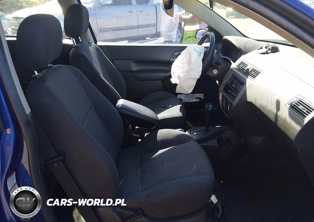 2005 Ford Focus Zx3 VIN:3FAHP31N35R132239 - 5