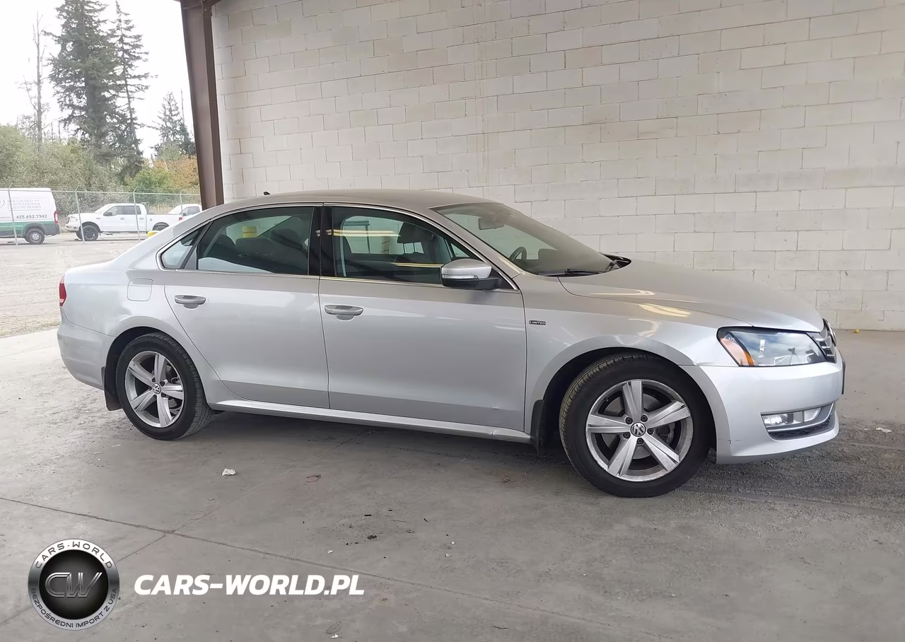 2015 Volkswagen Passat 1.8T Limited Edition VIN:1VWAT7A37FC119746 - 13