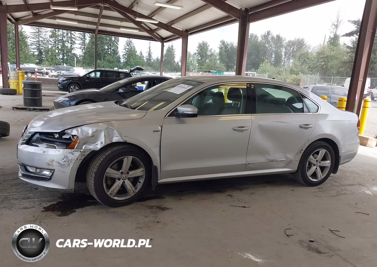 2015 Volkswagen Passat 1.8T Limited Edition VIN:1VWAT7A37FC119746 - 14