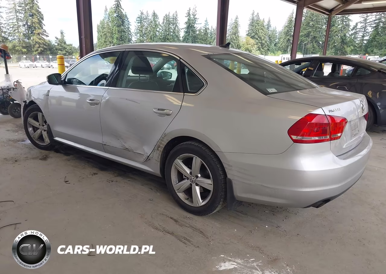 2015 Volkswagen Passat 1.8T Limited Edition VIN:1VWAT7A37FC119746 - 3