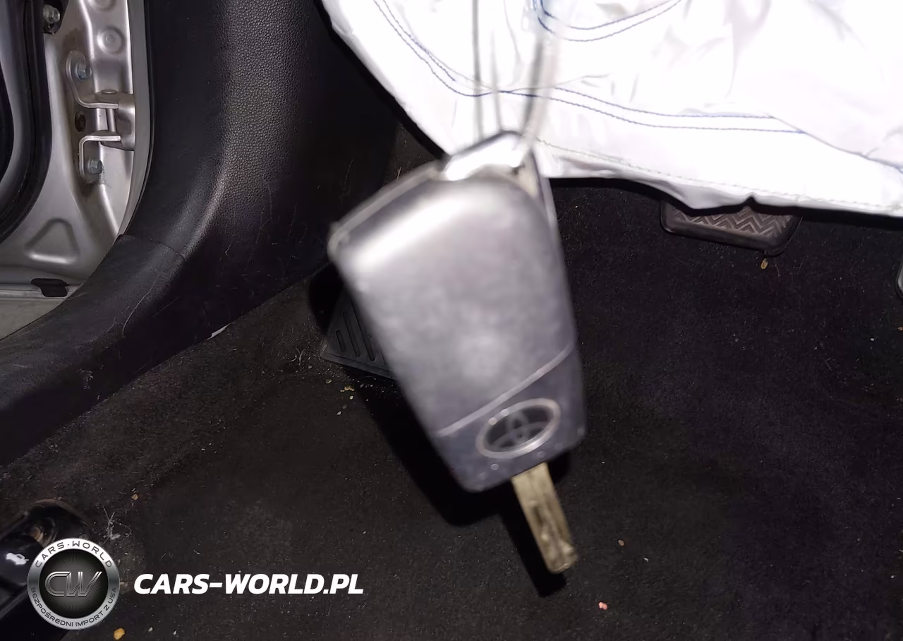 2020 Toyota Corolla Le VIN:JTDEPRAE8LJ075818 - 11