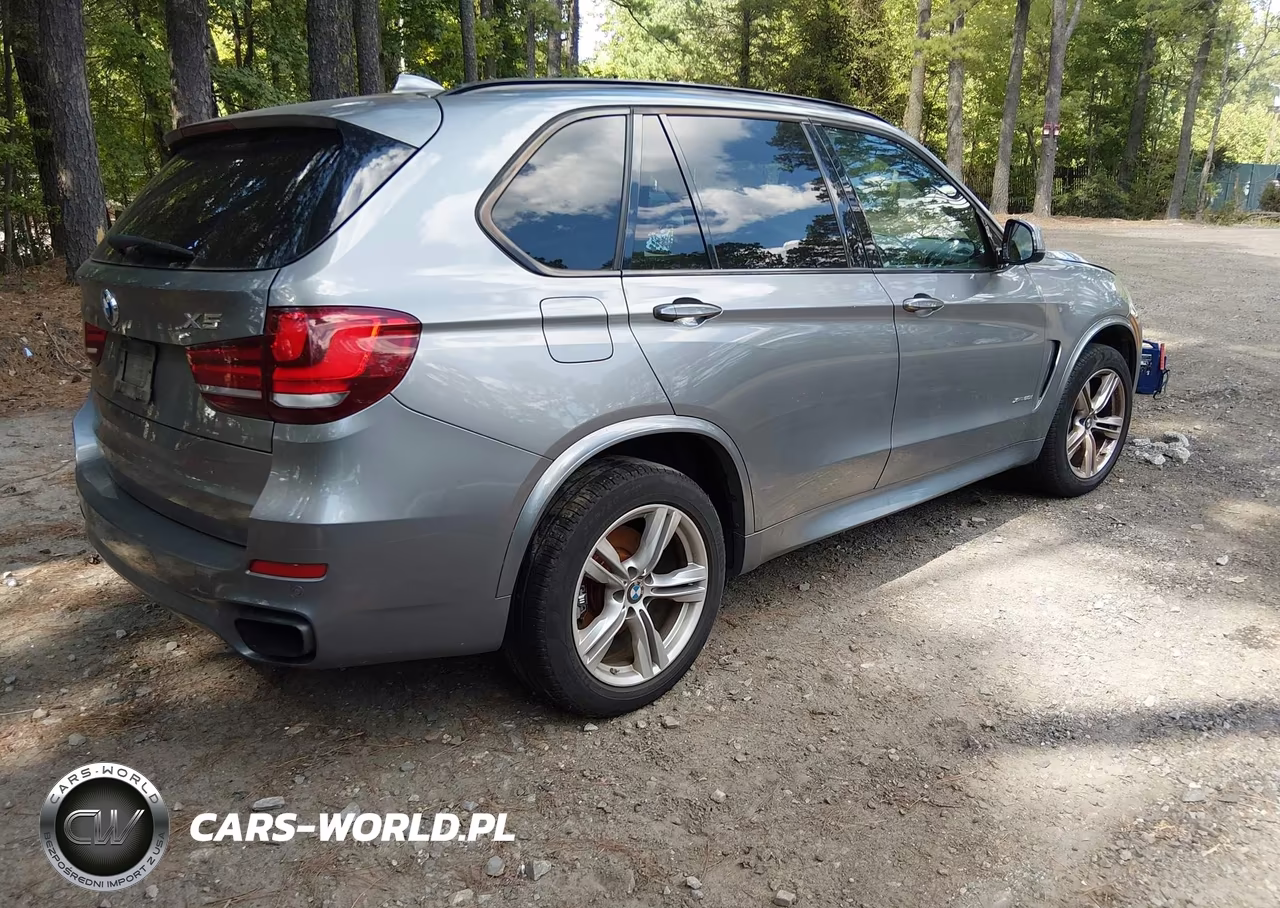 2015 BMW X5 xDrive50I VIN:5UXKR6C54F0J75383 - 4