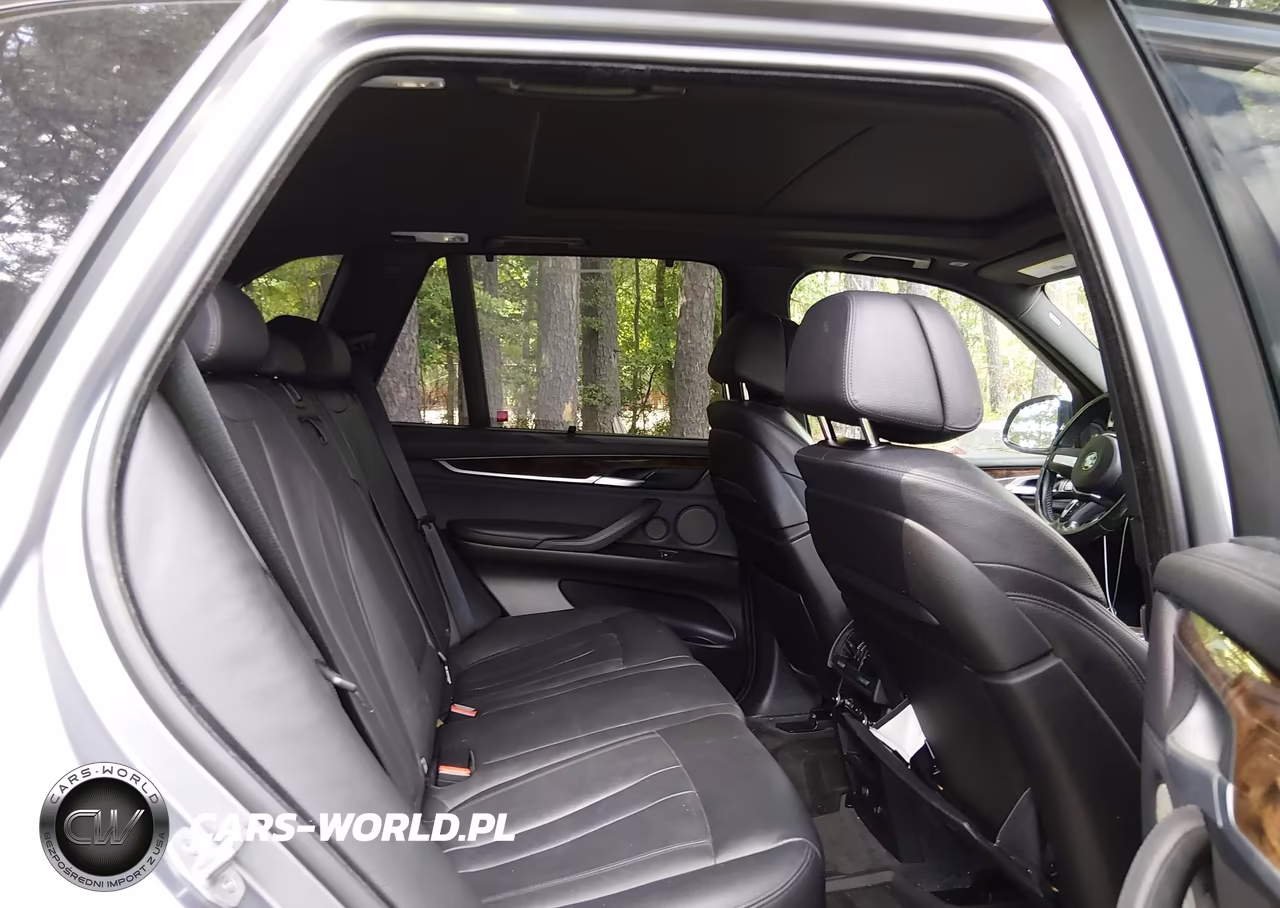 2015 BMW X5 xDrive50I VIN:5UXKR6C54F0J75383 - 8
