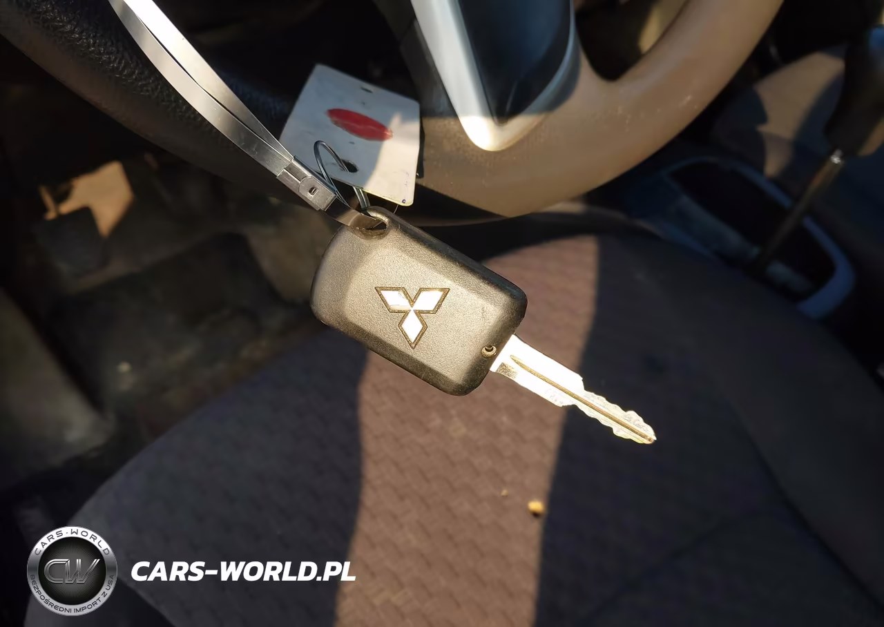 2018 Mitsubishi Mirage Es VIN:ML32A3HJ0JH002714 - 11