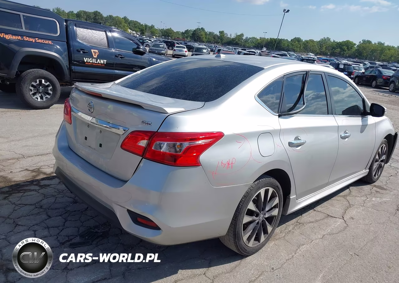 2016 Nissan Sentra Sr VIN:3N1AB7AP9GY221635 - 4