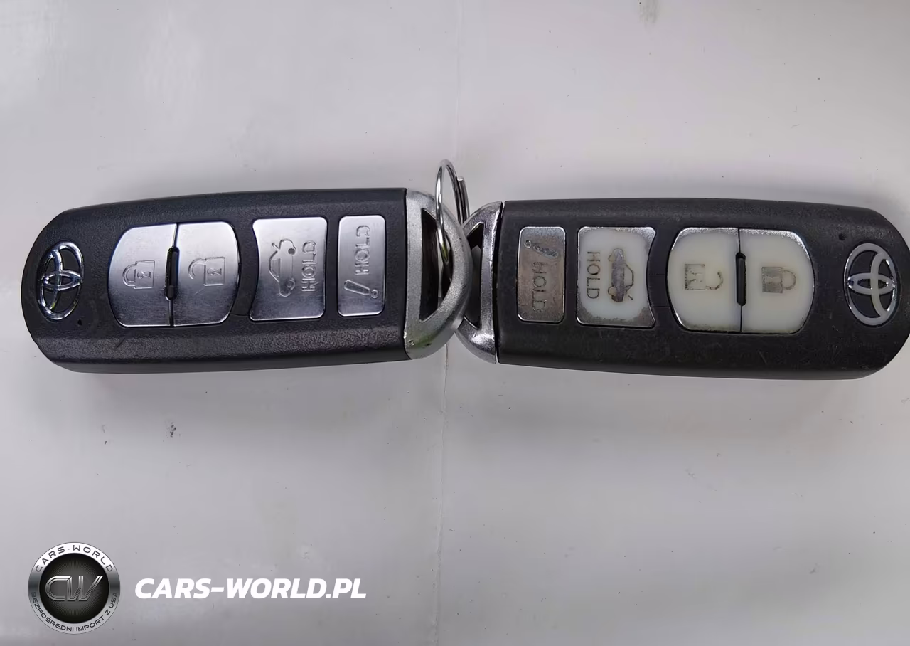 2018 Toyota Yaris Ia VIN:3MYDLBYV6JY305192 - 11