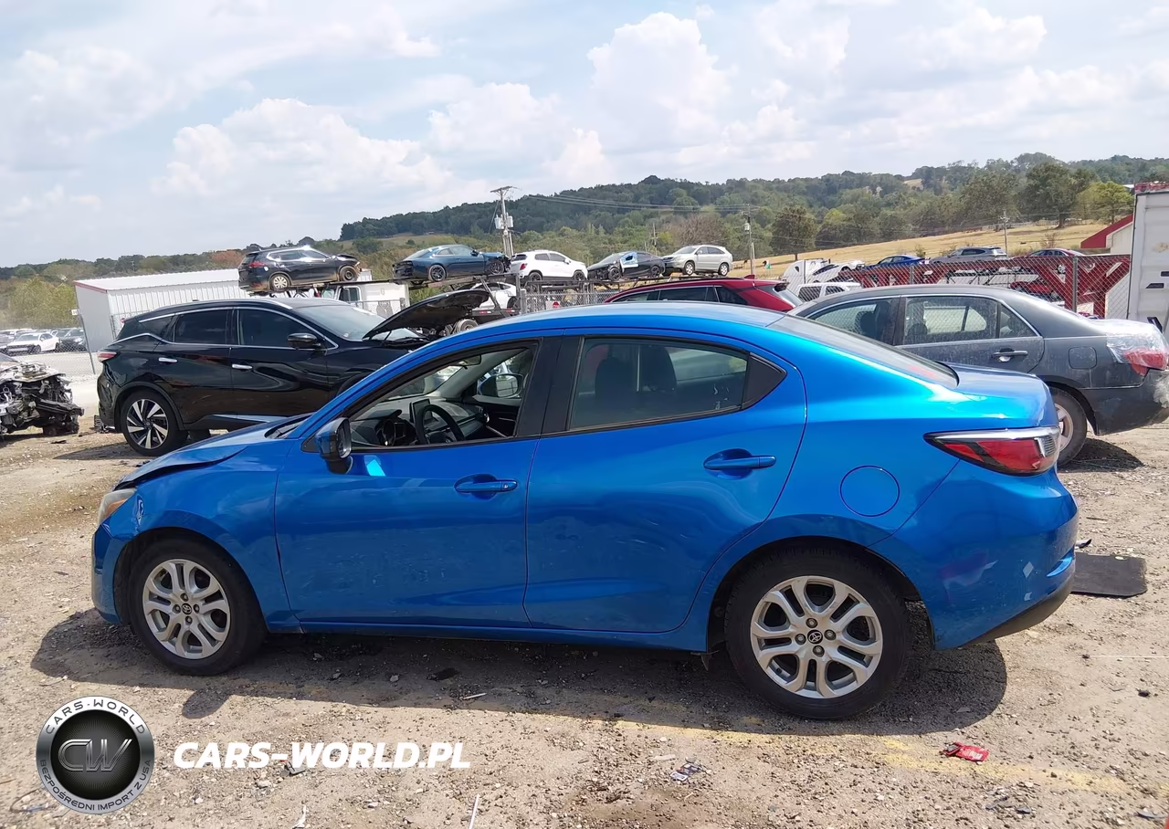 2018 Toyota Yaris Ia VIN:3MYDLBYV6JY305192 - 14