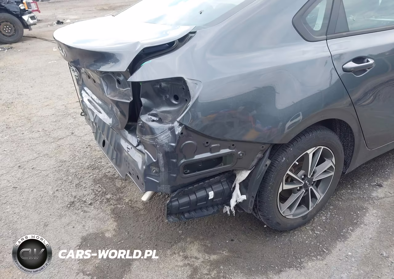 2023 Kia Forte Lxs VIN:3KPF24AD7PE688545 - 19