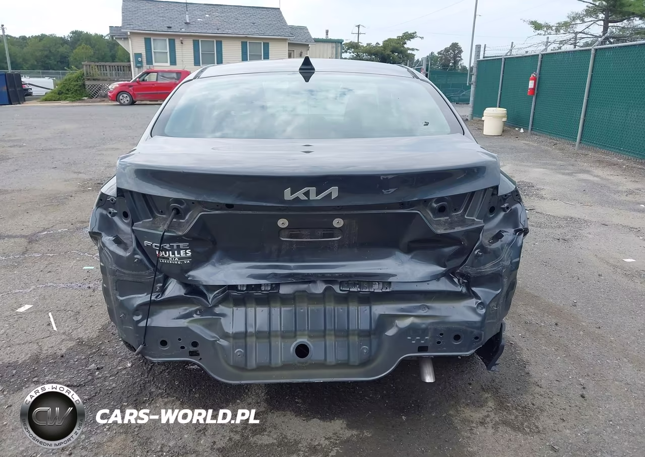 2023 Kia Forte Lxs VIN:3KPF24AD7PE688545 - 6