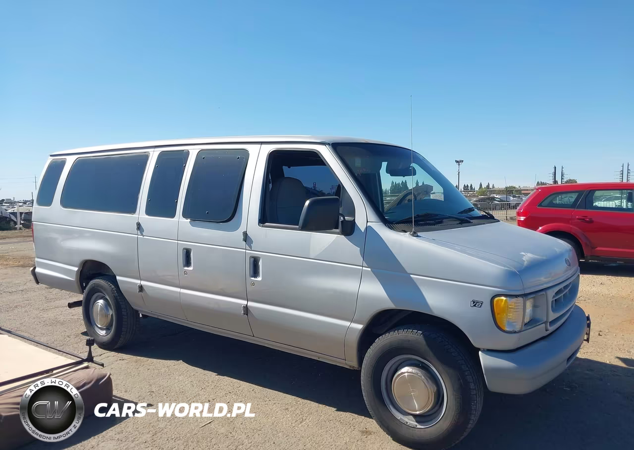 1998 Ford Econoline E350 Super Duty VIN:1FBSS31L7WHC07111 - 13