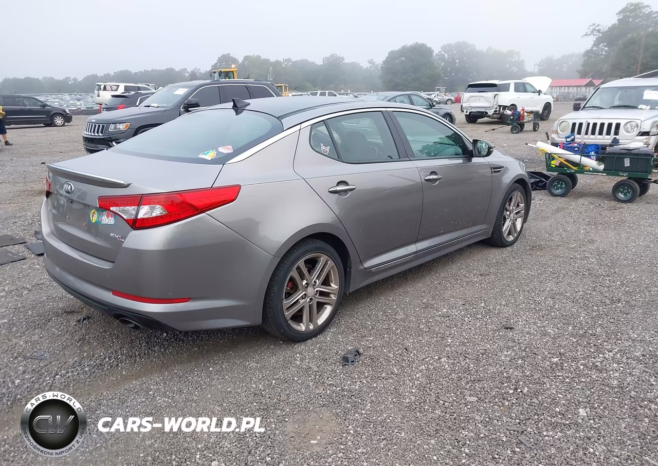 2013 Kia Optima Sx VIN:5XXGR4A63DG102315 - 4