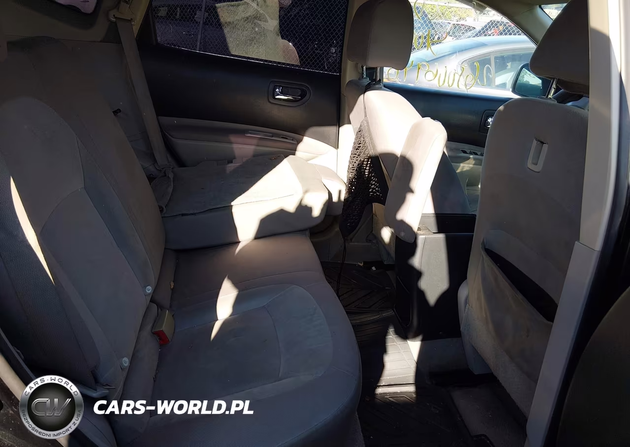2010 Nissan Rogue S VIN:JN8AS5MV3AW118211 - 8