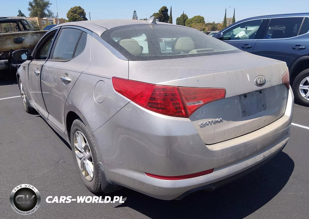2013 Kia Optima Lx VIN:5XXGM4A79DG236303 - 3
