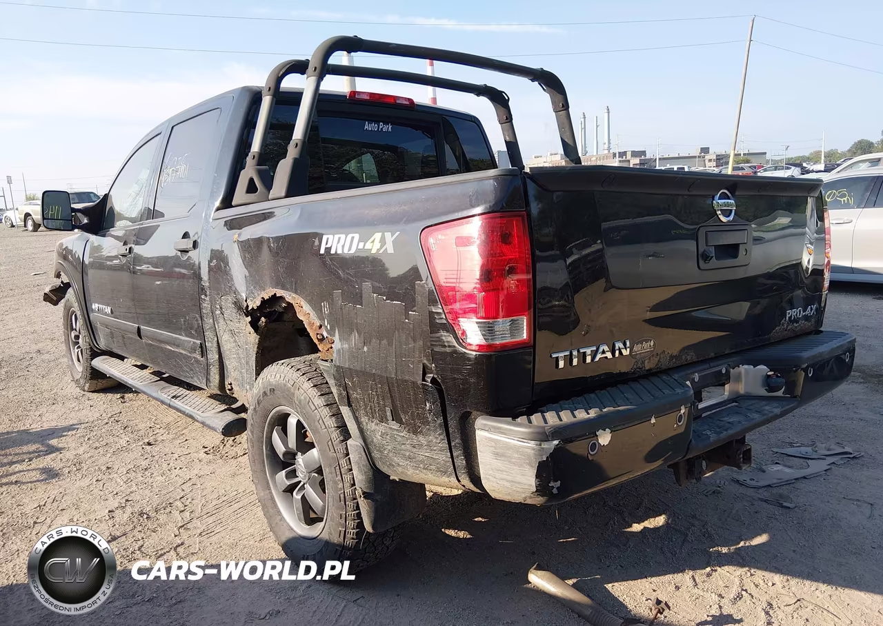 2013 Nissan Titan Pro-4X-S-Sl-Sv VIN:1N6AA0EC4DN302479 - 3