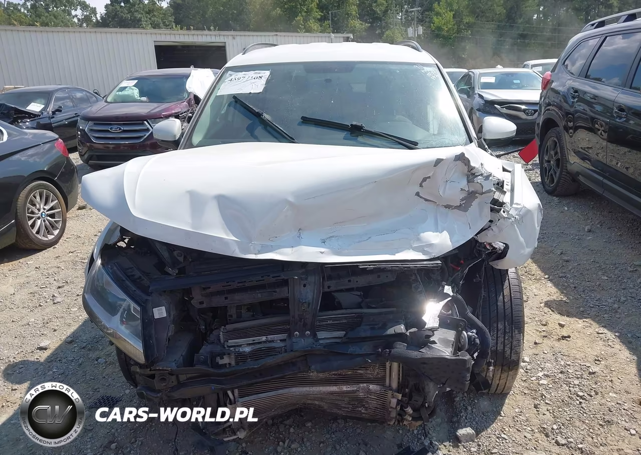 2018 Volkswagen Tiguan 2.0T S VIN:3VV1B7AX1JM083814 - 12