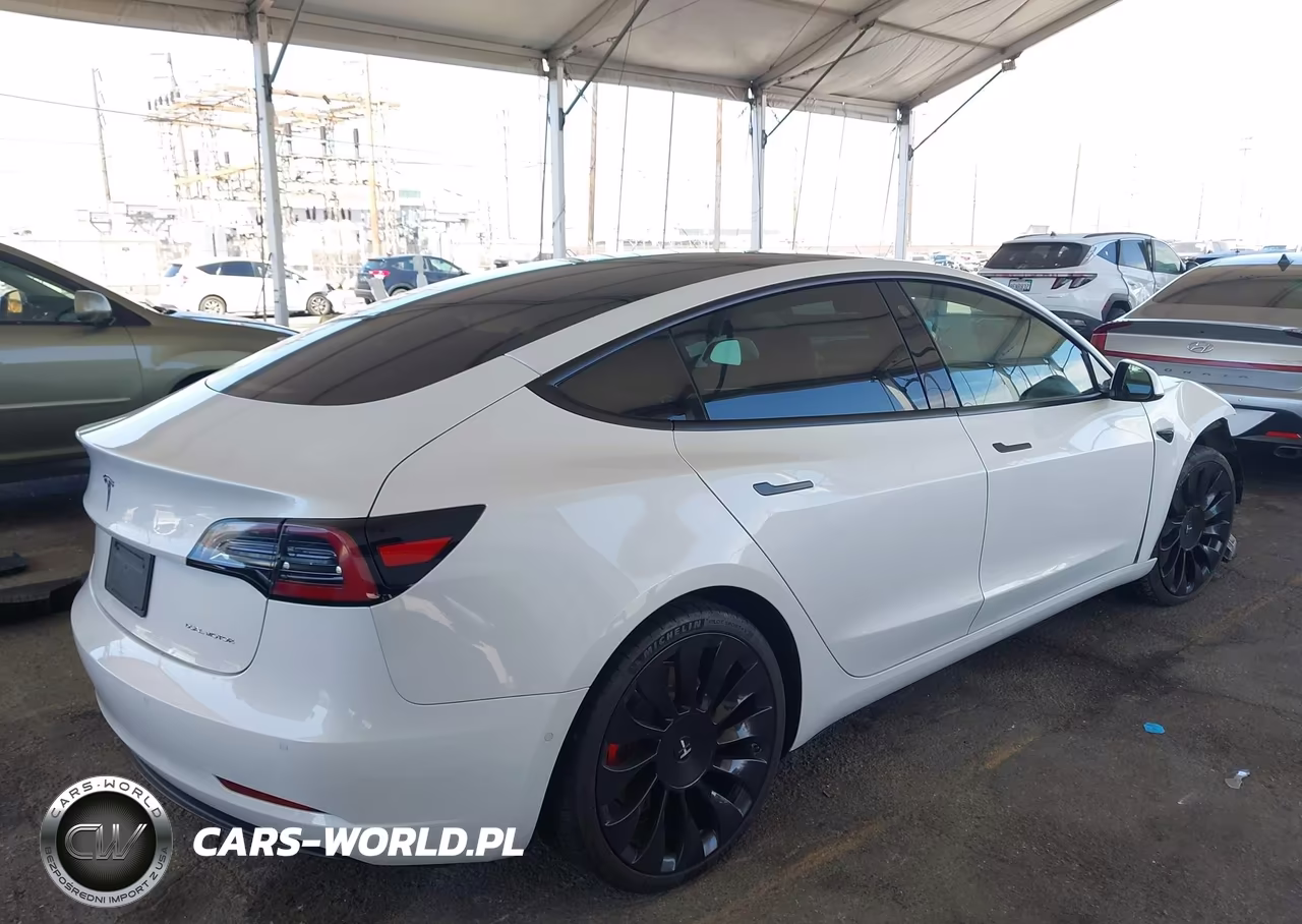 2022 Tesla Model 3 Long Range Dual Motor All-Wheel Drive VIN:5YJ3E1EB0NF126527 - 4