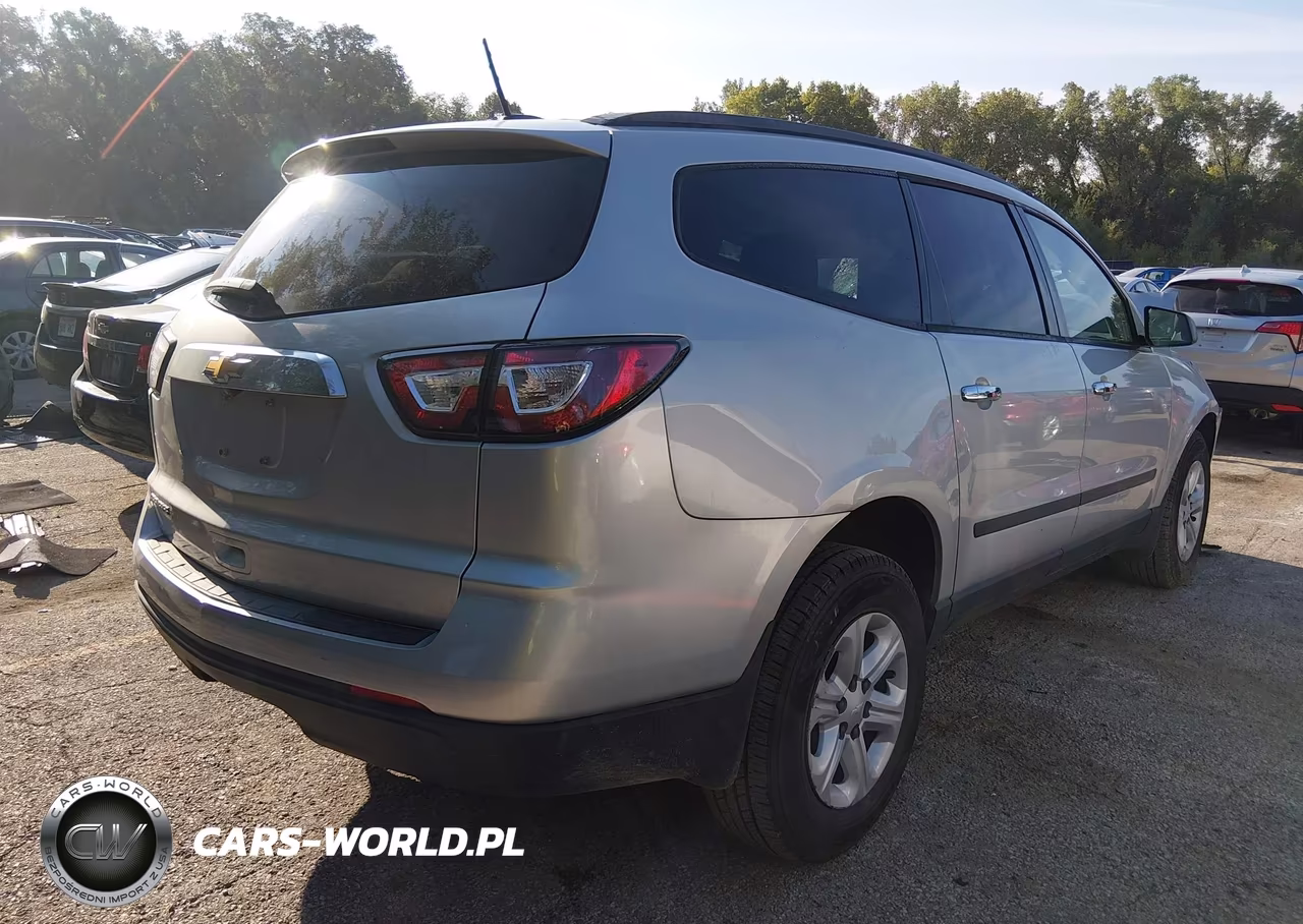 2017 Chevrolet Traverse Ls VIN:1GNKRFED5HJ116157 - 4
