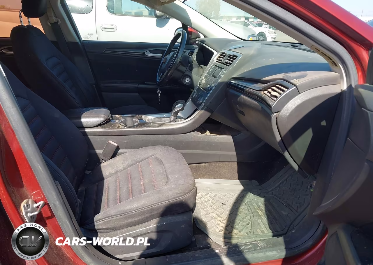 2014 Ford Fusion Se VIN:3FA6P0HD7ER220343 - 5