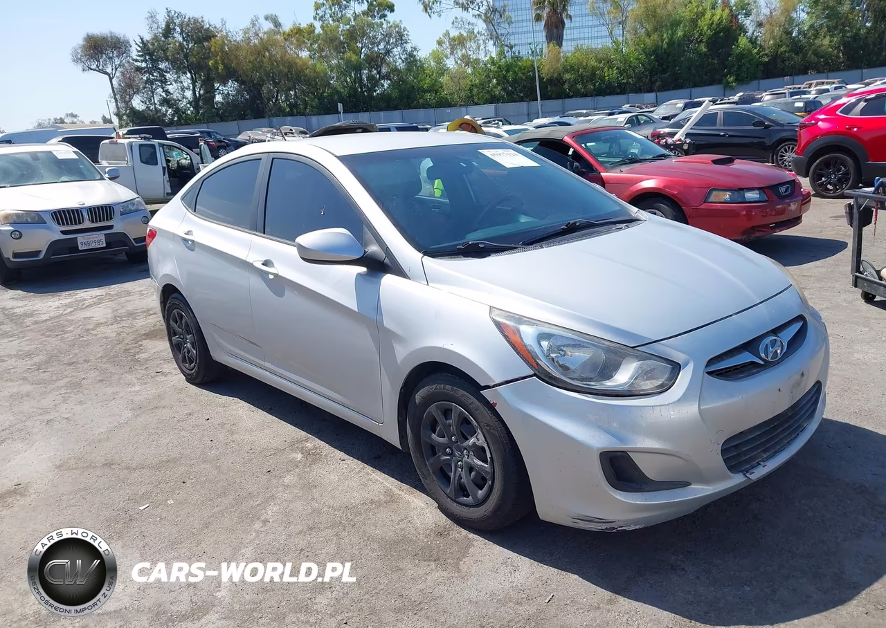 2012 Hyundai Accent Gls