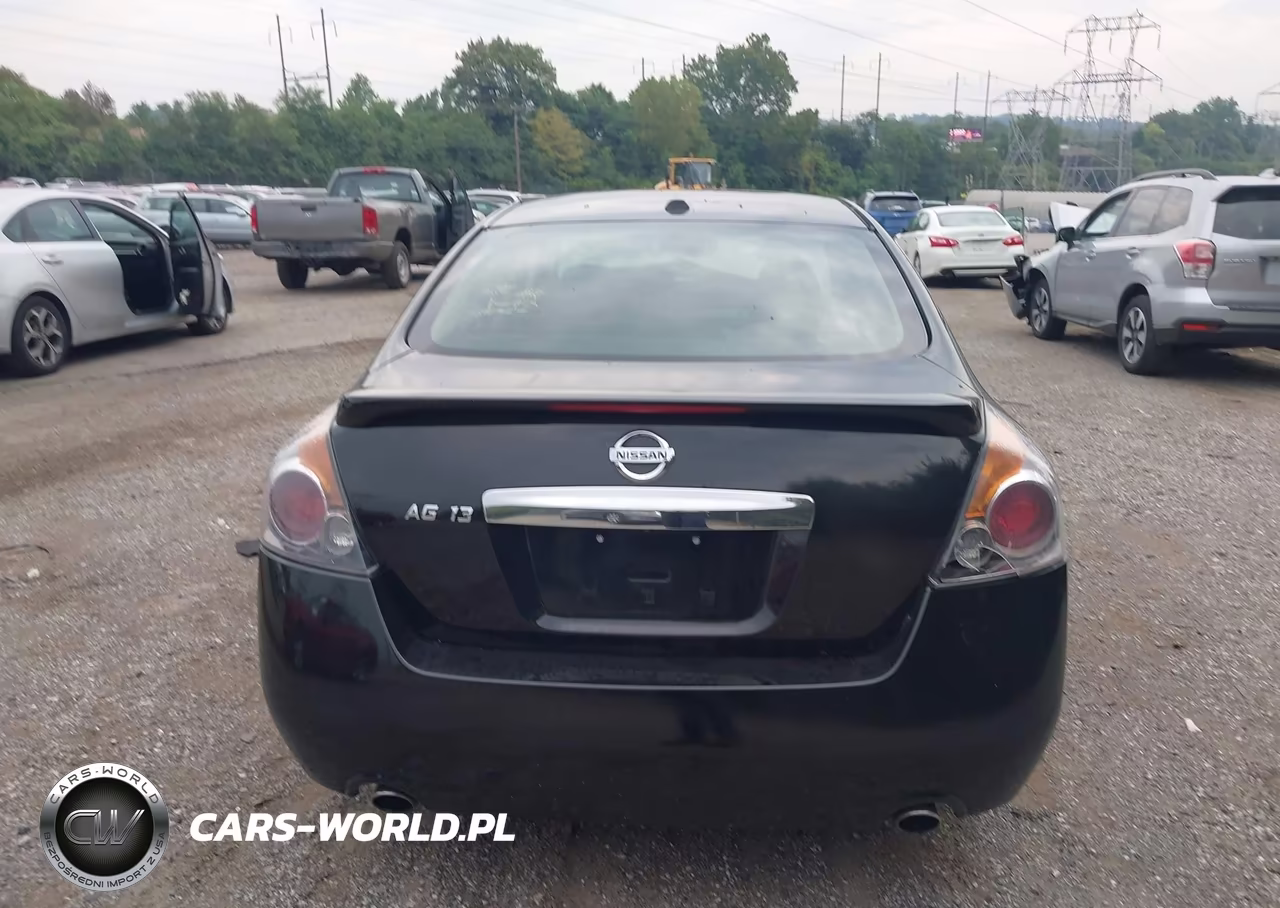 2011 Nissan Altima 2.5 S VIN:1N4AL2AP1BN407341 - 15