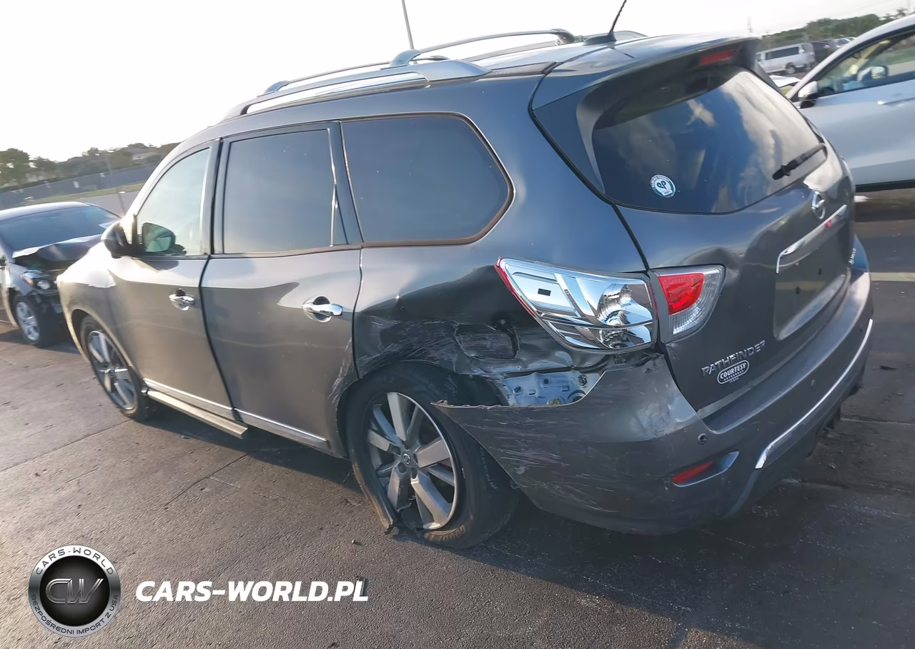 2015 Nissan Pathfinder Platinum VIN:5N1AR2MN0FC691108 - 3