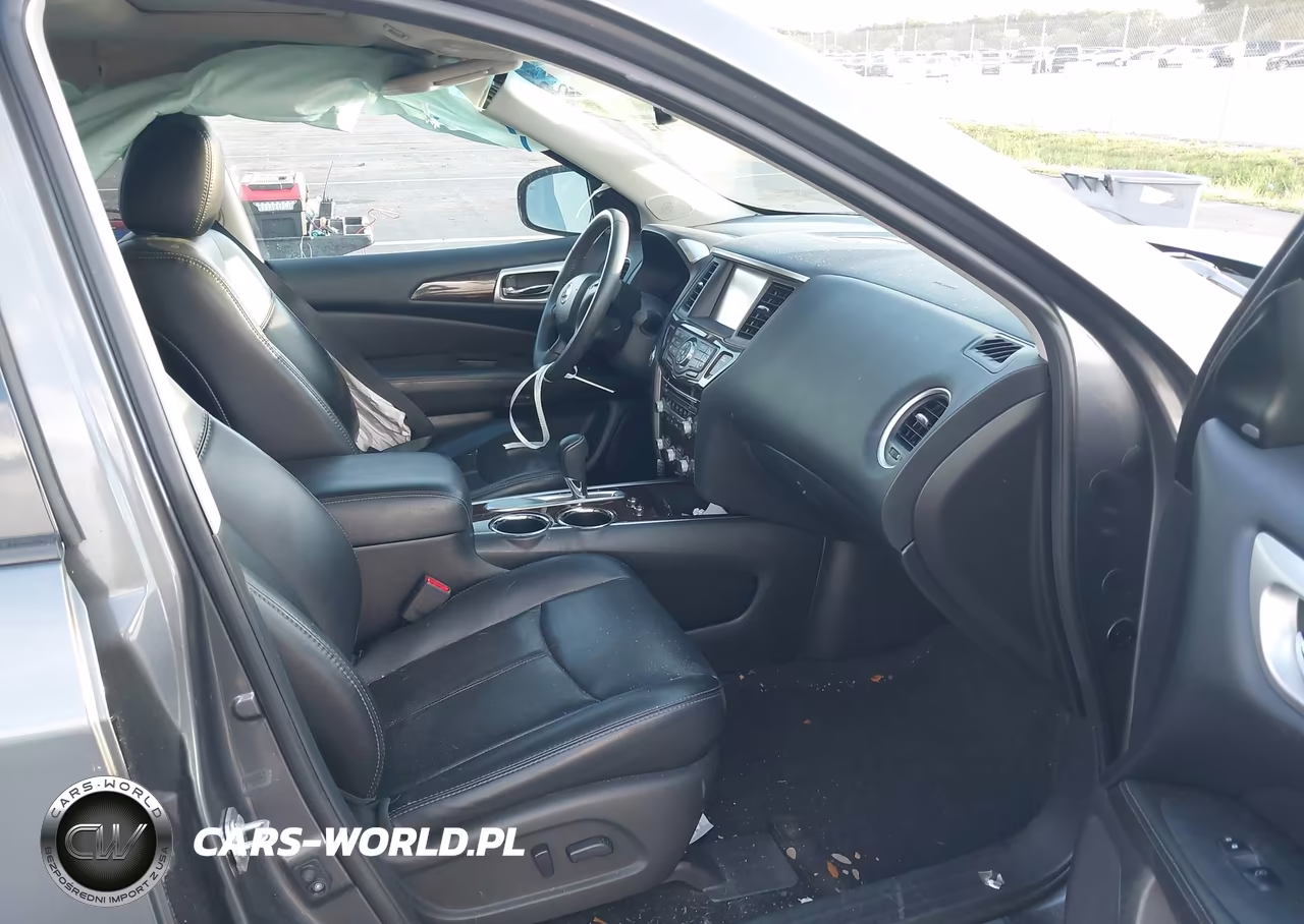 2015 Nissan Pathfinder Platinum VIN:5N1AR2MN0FC691108 - 5