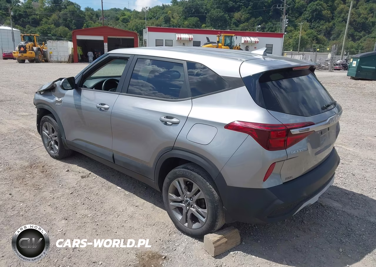 2023 Kia Seltos Lx VIN:KNDEPCAA0P7456723 - 3