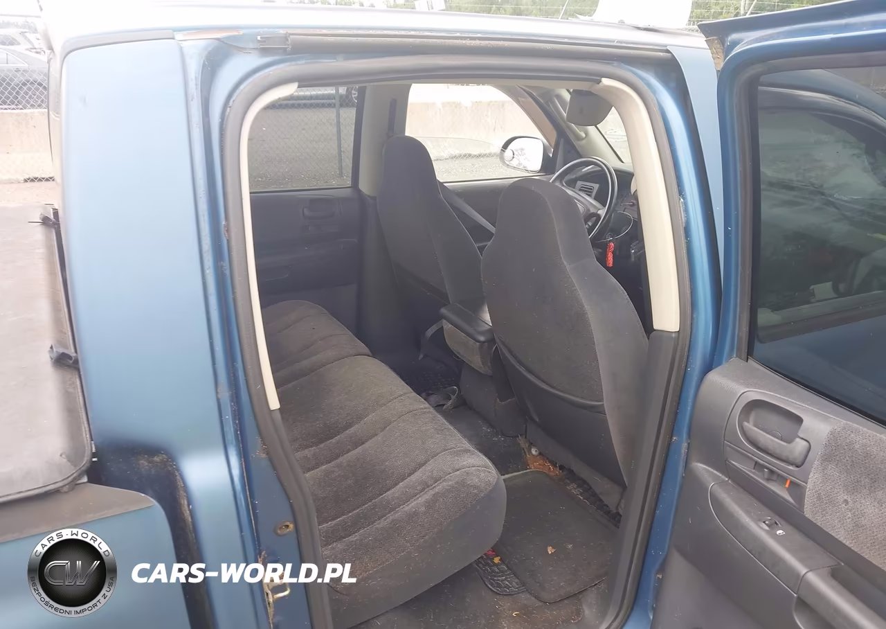 2002 Dodge Dakota Sport VIN:1B7HL38X12S651397 - 8