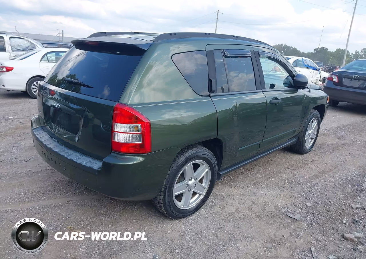 2008 Jeep Compass Sport VIN:1J8FF47W98D516090 - 4