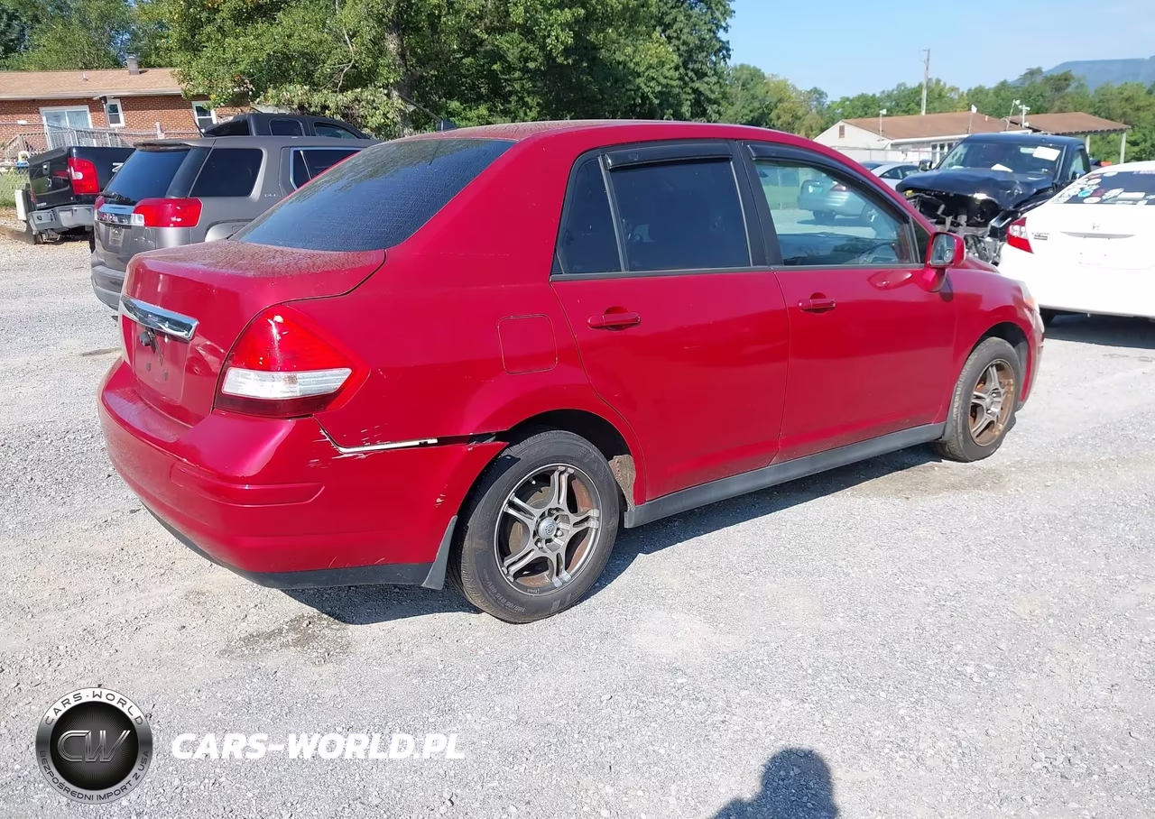 2010 Nissan Versa 1.8S VIN:3N1BC1AP9AL440128 - 4