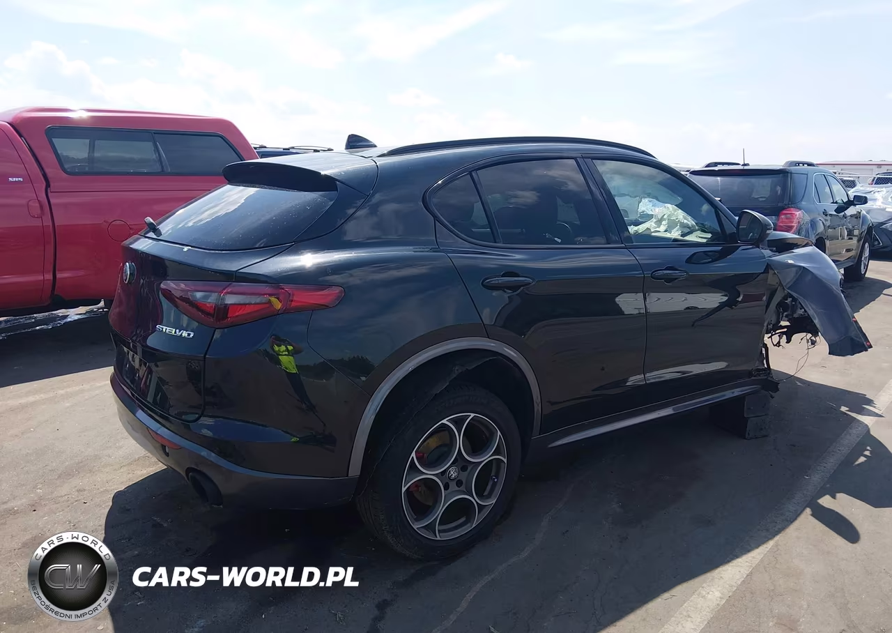 2023 Alfa Romeo Stelvio Ti Awd VIN:ZASPAKBN0P7D52844 - 4