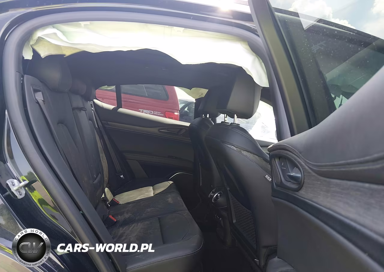 2023 Alfa Romeo Stelvio Ti Awd VIN:ZASPAKBN0P7D52844 - 8