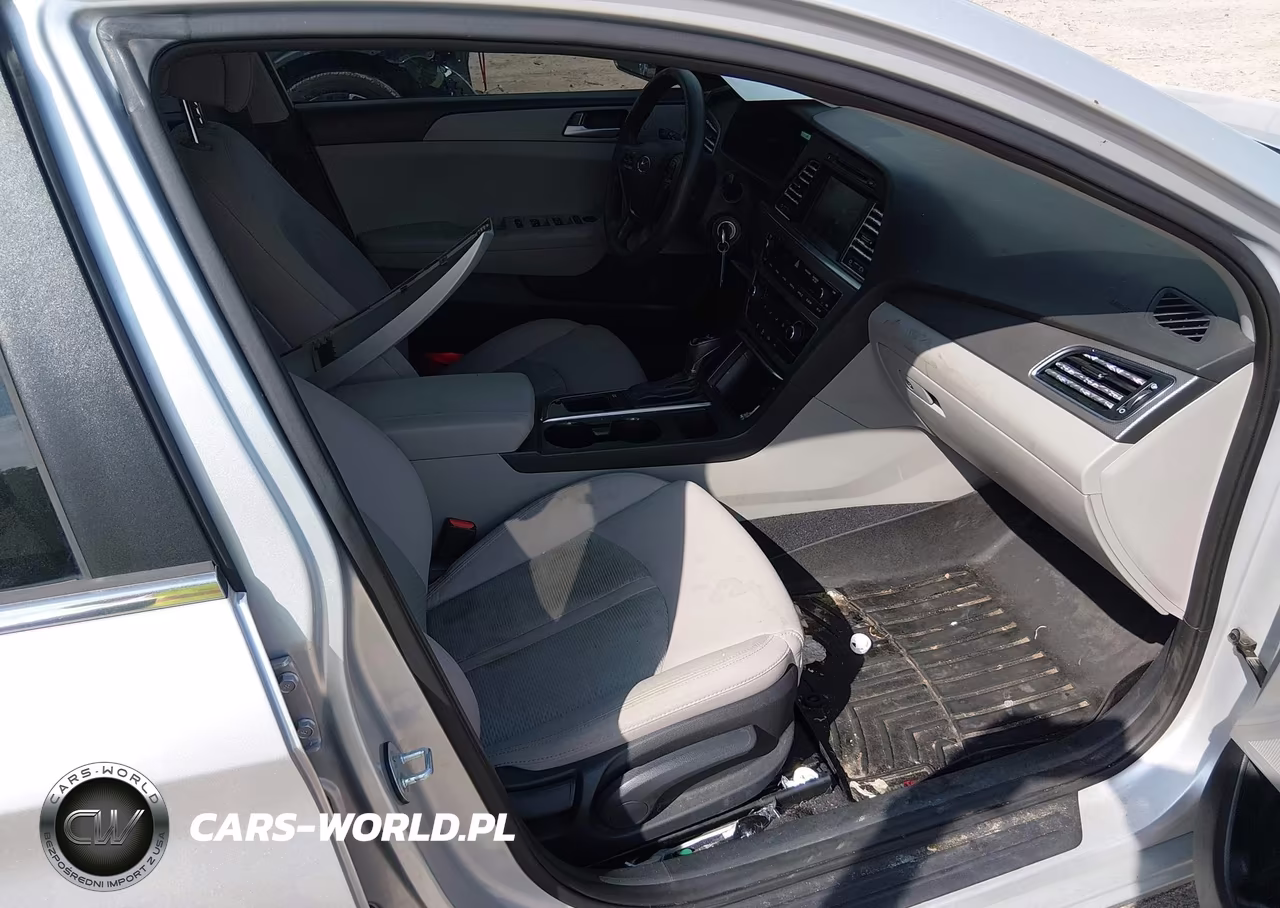 2016 Hyundai Sonata Se VIN:5NPE24AFXGH272949 - 5
