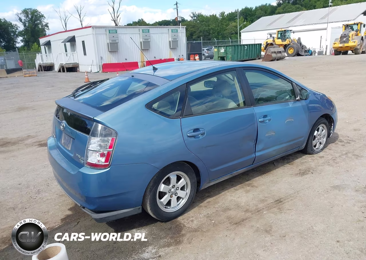 2005 Toyota Prius VIN:JTDKB20U153117223 - 4
