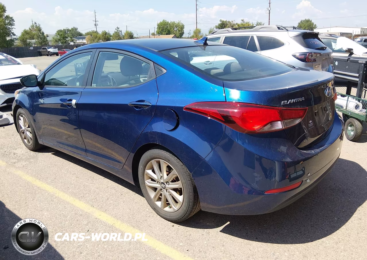 2015 Hyundai Elantra Se VIN:5NPDH4AE3FH636824 - 3